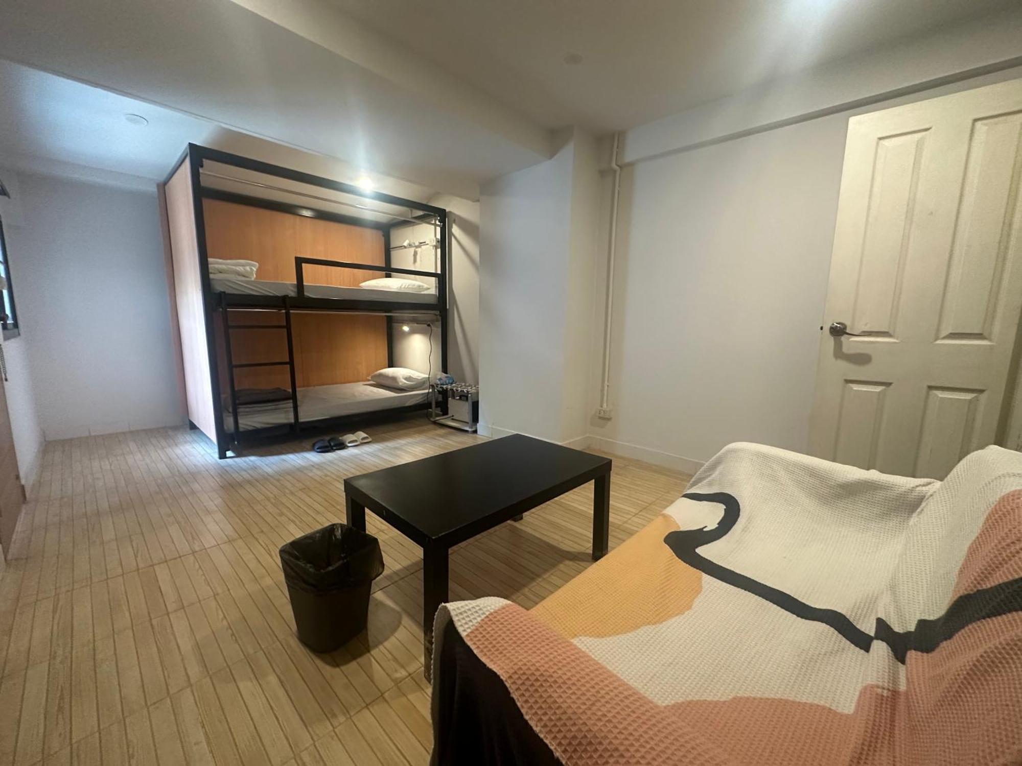 The Cute Silom Hostel Μπανγκόκ Εξωτερικό φωτογραφία