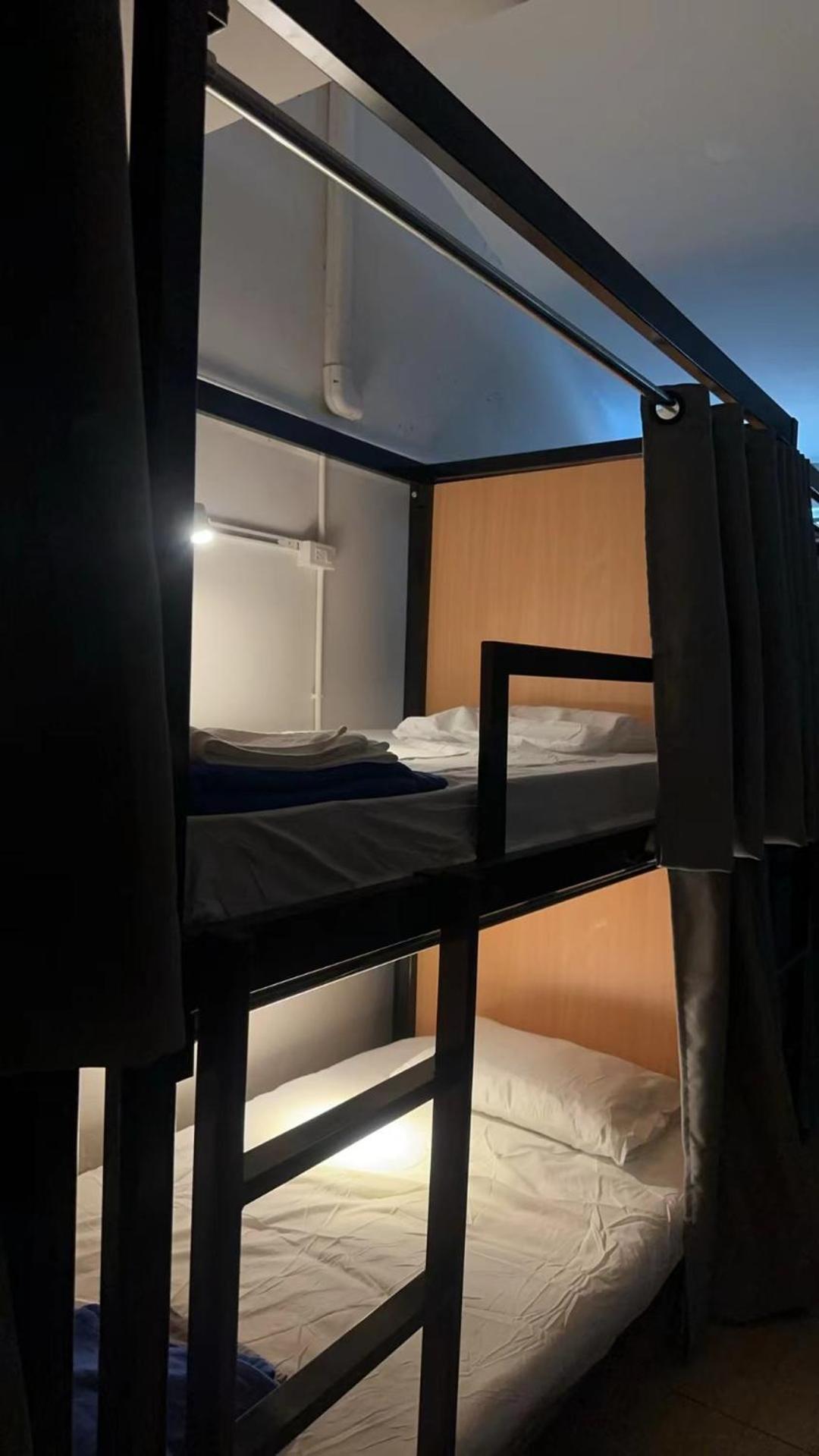 The Cute Silom Hostel Μπανγκόκ Εξωτερικό φωτογραφία