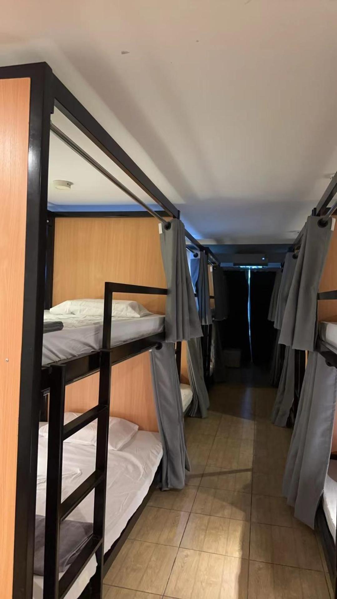 The Cute Silom Hostel Μπανγκόκ Εξωτερικό φωτογραφία