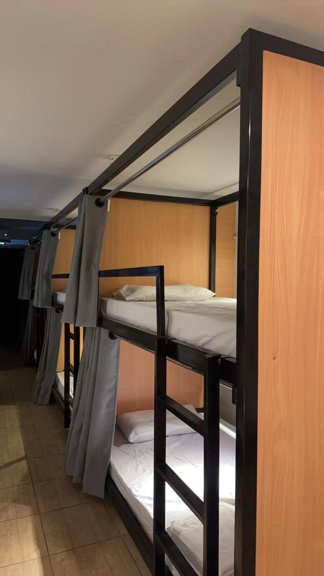 The Cute Silom Hostel Μπανγκόκ Εξωτερικό φωτογραφία